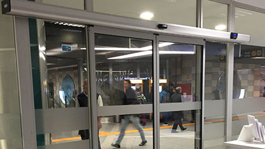 Fotoselli Cam Kapılar